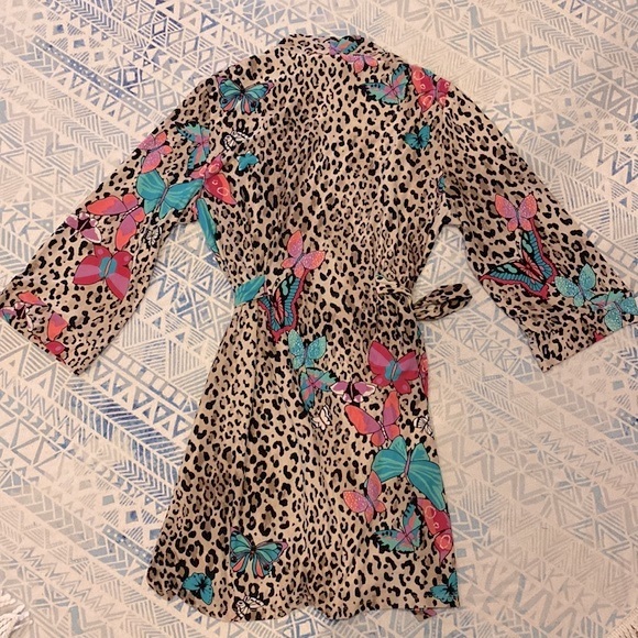 In Bloom Animal Print & Butterflies Robe - Picture 6 of 7